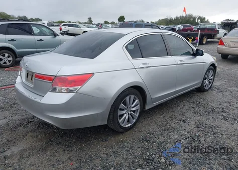 2011 Honda Accord 2.4 Ex-L z USA, uszkodzony, nr VIN 1HGCP2F87BA033335